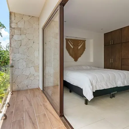 Luxury Condo Near Tulum Beach, Fast Wifi & Pool